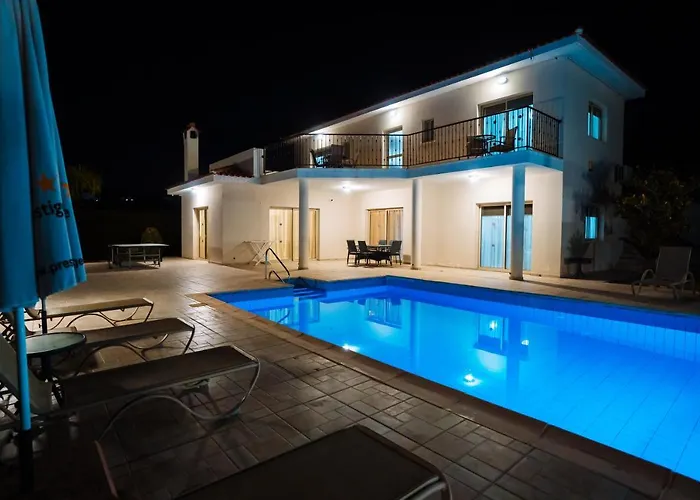 Willa Eframia Dyo By Prestige Bookings *